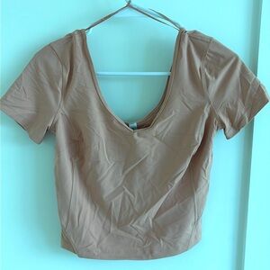 Lululemon cropped T- shirt